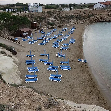 Poseidon Паралимни